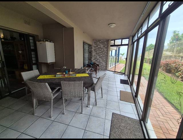 2 BEDROOM SECTIONAL TITLE FOR SALE IN MANABA BEACH